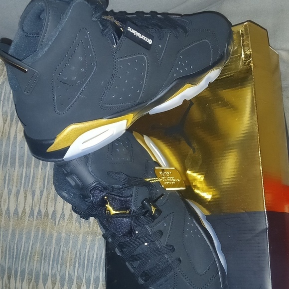 gold retro 6s